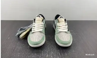  1 DM7866-1623 SCOTT TRAVIS X OG JORDAN LOW AIR 0501